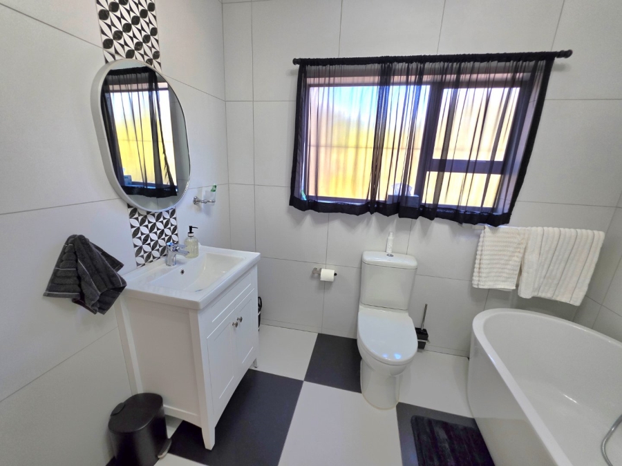 4 Bedroom Property for Sale in Panorama Free State
